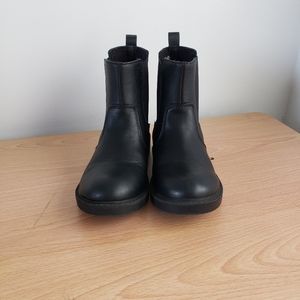 GAP boot boys size 1